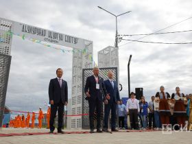 В селе Ытык-Кюель торжественно открыли стадион «Дьулуруйар Ньургун Боотур»