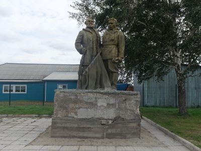 Братская могила 13 партизан, расстрелянных колчаковским карательным отрядом в январе 1919 года