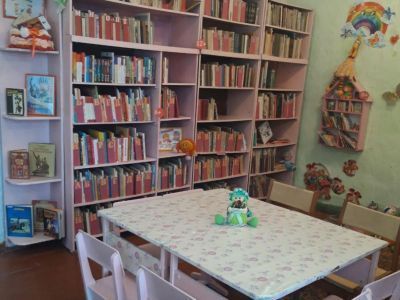 Каменногорновская сельская библиотека