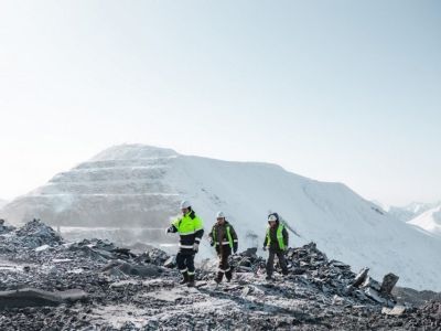 В День республики якутян поздравляют вахтовики
