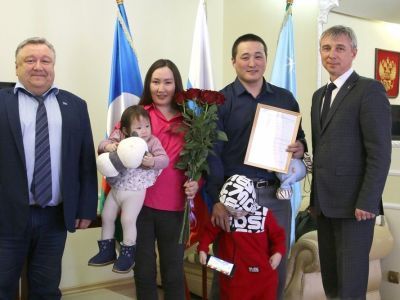 Помощь молодым семьям в Удачном