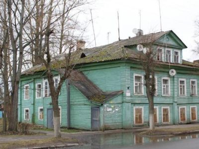 Жилой дом - бывший дом Агаповой, вт. пол. XIX в.