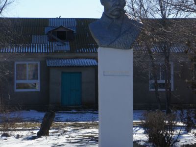 Памятник Герою Советского Союза О.И.Городовикову