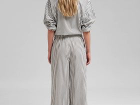 Широкие брюки из хлопка