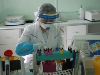 В Якутии за сутки выявлено 678 новых случаев коронавируса