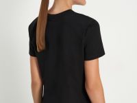 Футболка приталенного силуэта