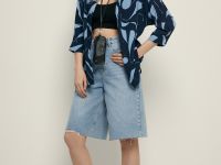 Блузка свободного силуэта с принтом