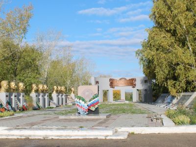 Мемориальный комплекс воинам, погибшим в годы Великой Отечественной войны (1941-1945 гг.)