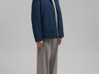 Ветровка с отложным воротником прямого кроя