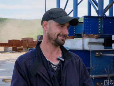 Новые вызовы на Ленском мосту для газоэлектросварщика с 15-летним опытом Константина Грефа