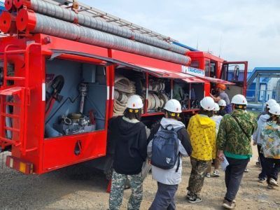 Ученики лицея-интерната в Якутске побывали с экскурсией на нефтеперекачивающей станции «Алдан»