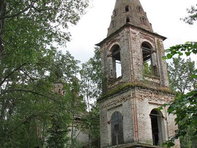 Трехсвятительская церковь