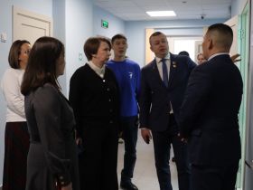 Герой России Артур Орлов посетил Якутскую кадетскую школу-интернат