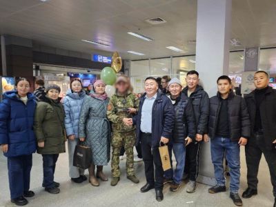 В аэропорту Якутска встретили участника специальной военной операции