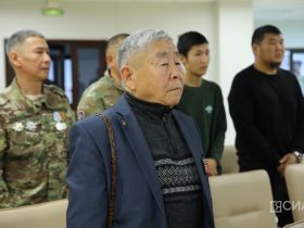 Якутянам вручили нагрудные знаки союза добровольцев Донбасса