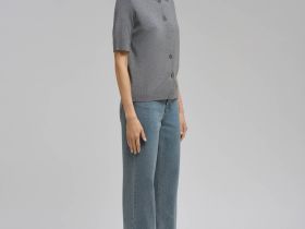 Легкий кардиган прямого кроя с коротким рукавом