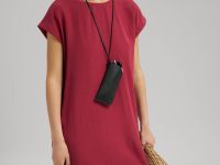 Трикотажное платье со льном