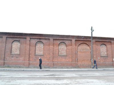 Здание конюшни