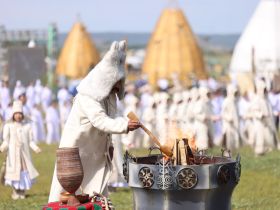 Фото: открытие Ысыаха Туймаады-2025