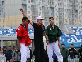 В Якутске стартовали соревнования по борьбе корэш и мас-рестлингу в рамках федерального Сабантуя