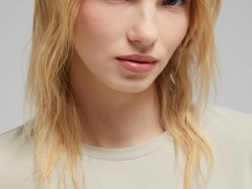 Футболка приталенного кроя из хлопка