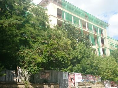 Бывшее здание санатория "Россия"