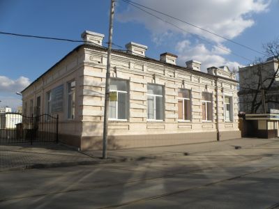 Здание церковно-приходской школы при Иоанно-Предтеченской церкви