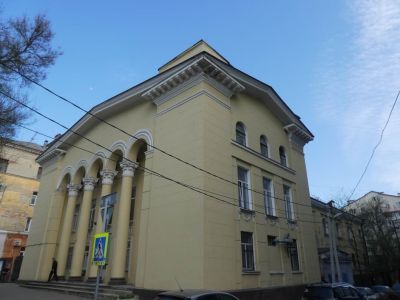 Здание Спортивного клуба Ростовского дорожно-механического техникума