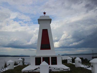 Памятник жертвам интервенции 1918-1920 гг.
