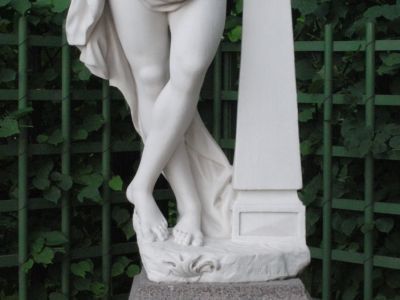 Статуя "Слава"