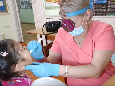 Мобильные доктора осмотрели более 320 детей в Абыйском районе