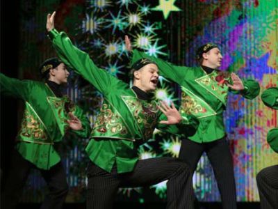 Новогодний концерт / ДЦ Счастливое детство