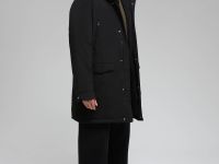 Утепленная парка с капюшоном