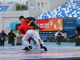 В Якутске стартовали соревнования по борьбе корэш и мас-рестлингу в рамках федерального Сабантуя
