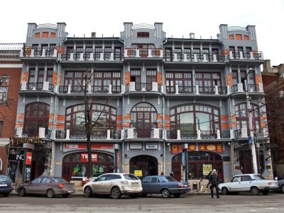 Здание гостиницы "Бристоль"