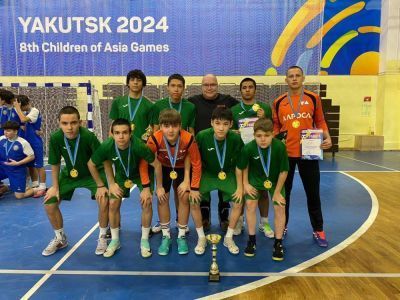 Айхальские футболисты стали сильнейшими на соревнованиях по мини-футболу среди школ Якутии