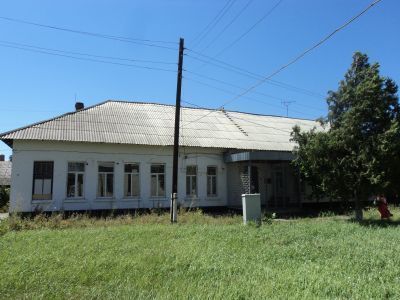 Здание дистанции пути 19 железной дороги, где в 1918 году находился штаб Красной Гвардии Северо-Кавказской Республики