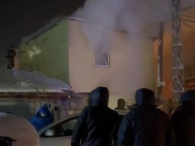 При пожаре в кооперативном гараже в Якутске погиб мужчина