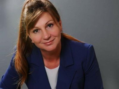 Елена Лукьянова: «Мы должны все встать на защиту нашей Родины»