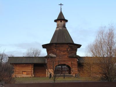 Башни Николо-Карельского монастыря