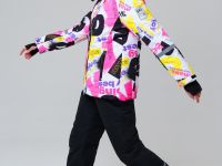 Куртка текстильная с полиуретановым покрытием для женщин