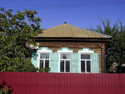 Здание, в котором родился и вырос летчик-космонавт Ю.В.Малышев