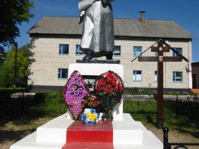 Братская могила воинов, погибших в 1943 г.
