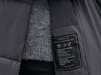 Стеганое утепленное пальто с поясом