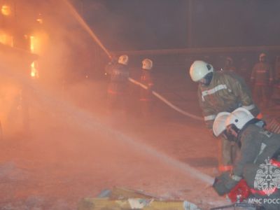 Двое мужчин погибли при пожаре в Олекминском районе