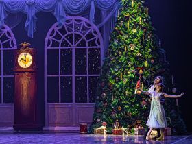 Премьерой балета «Щелкунчик» начался в Якутске  «Чайковский-фест»