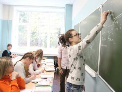 Одна из лучших школ России приглашает якутян на день открытых дверей онлайн