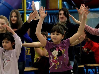 «Подари улыбку миру»! Веселый интерактив в ТРК «Чудо-парк»