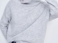 Джемпер свободного кроя с воротником-стойкой