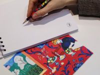 Карандаш "Красная комната"